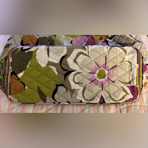 Vera Bradley Shoulder Bag Laura Style Portobello Road Pattern Purse Green Purple - Picture 5 of 8